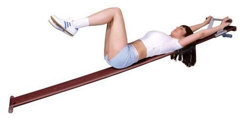 Máquina de ejercicios para el tratamiento de la osteocondrosis en casa.